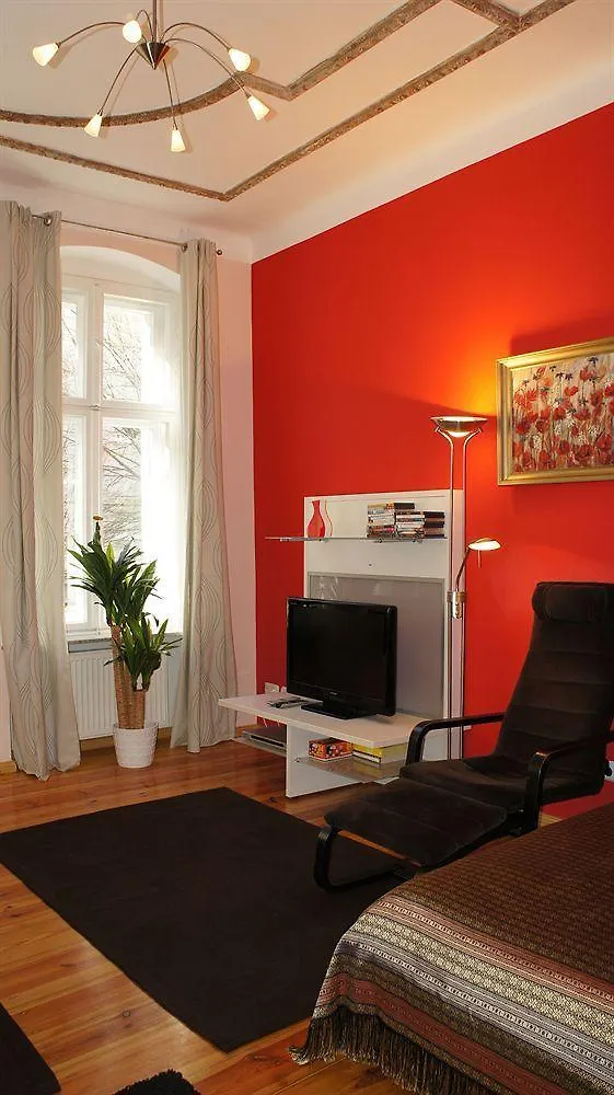 Apartments Emdener Strasse Berlin Niemcy